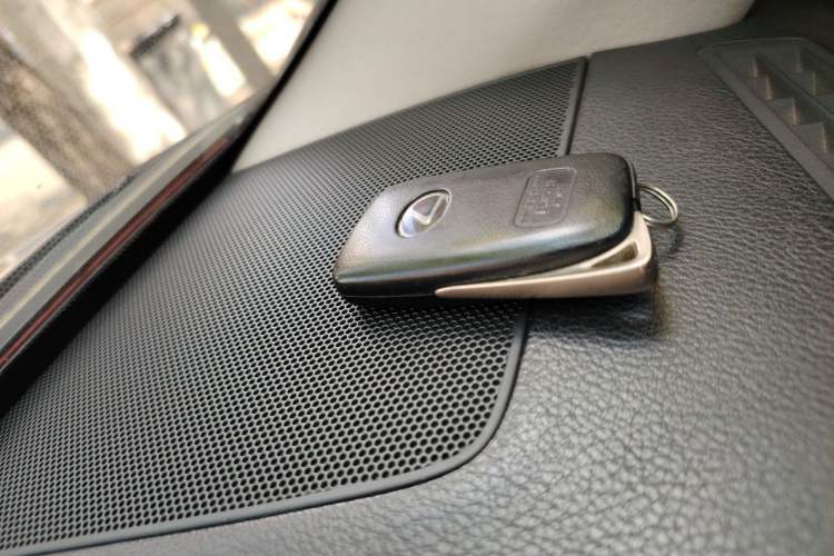 Used Lexus ES 2013 250 Elegant Edition Vehicle Key