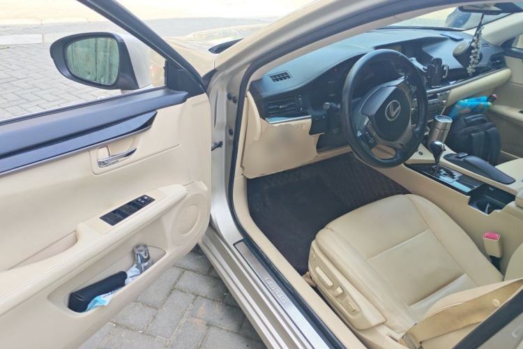 Used Lexus ES 2013 250 Elite Edition Driver Seat