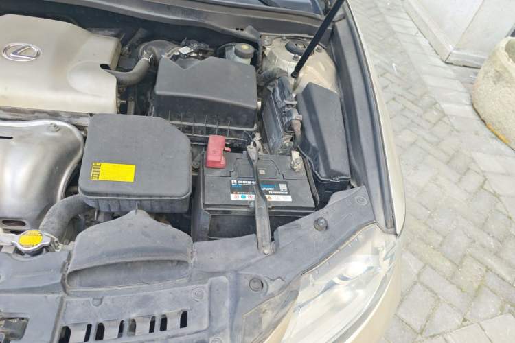 Used Lexus ES 2013 250 Elite Edition Engine Bay Left