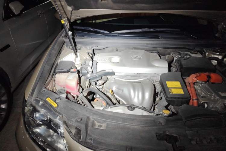 Used Lexus ES 2013 300h Elite Edition Engine Bay Right