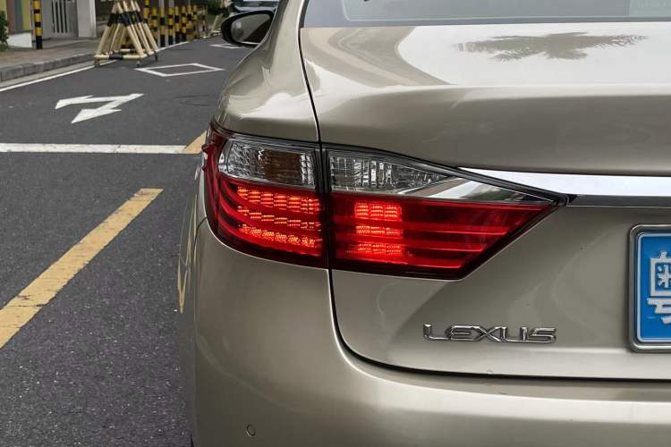 Used Lexus ES 2013 250 Elite Edition Exterior 7