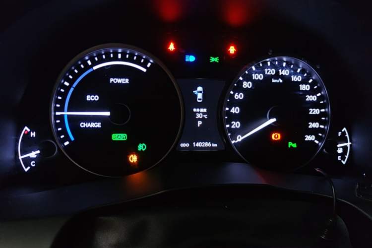 Used Lexus ES 2013 300h Elite Edition Instrument Cluster