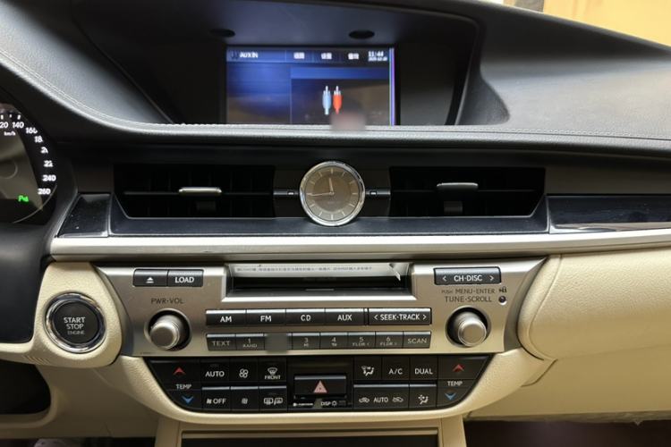 Used Lexus ES 2013 250 Elite Edition Interior 6