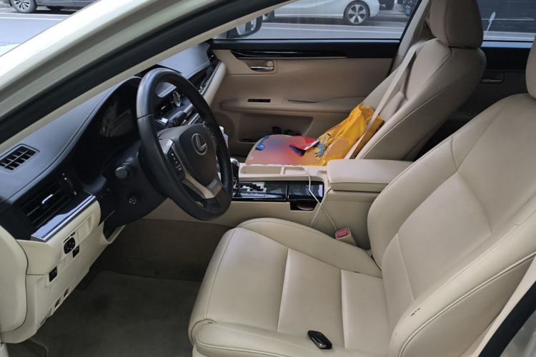 Used Lexus ES 2013 250 Elite Edition Left Front Seat