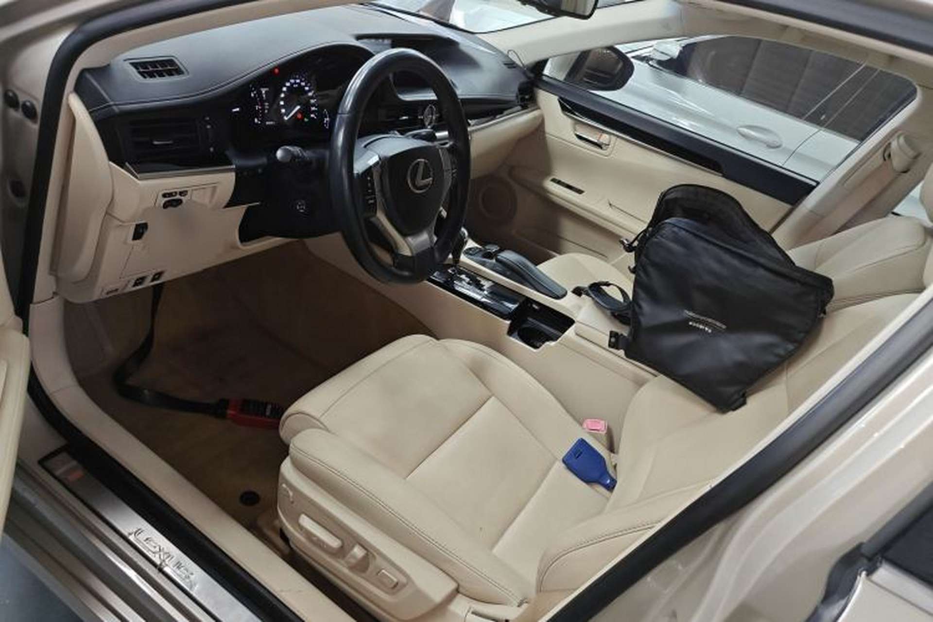 Used Lexus ES 2013 250 Elite Edition Left Front Seat