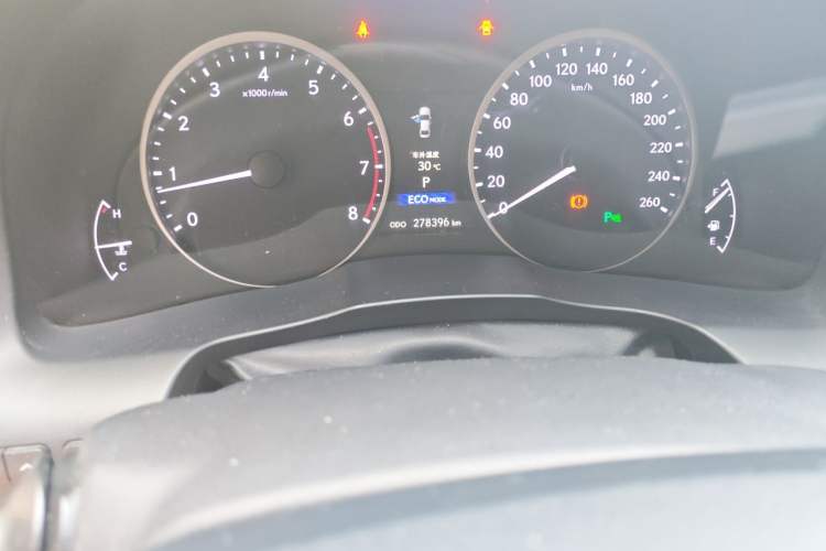 Used Lexus ES 2013 250 Elite Edition Odometer Close Up