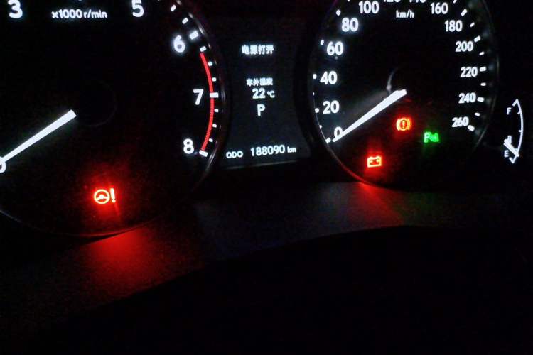 Used Lexus ES 2013 250 Elite Edition Odometer Close Up