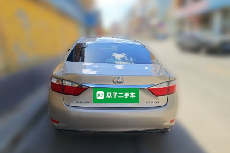 Used Lexus ES 2013 250 Elite Edition Rear