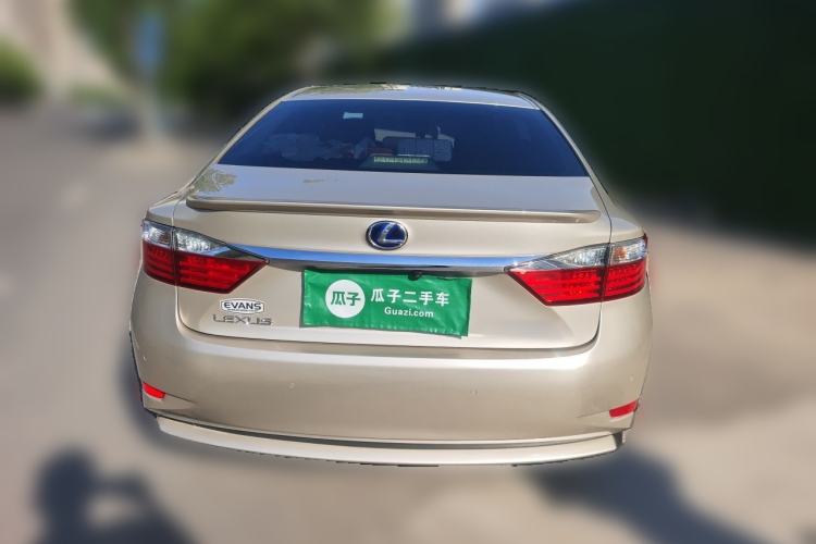 Used Lexus ES 2013 300h Elite Edition Rear