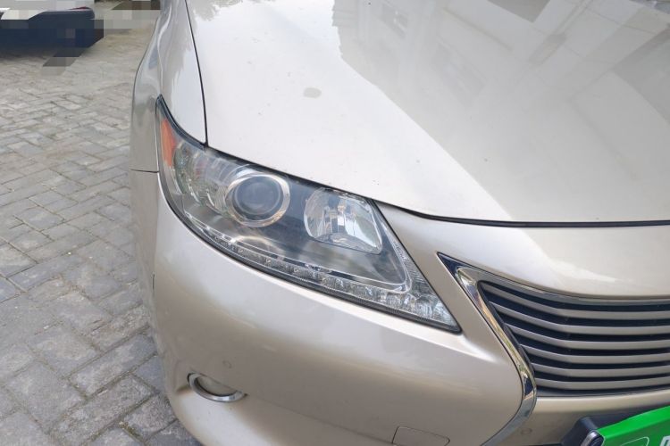 Used Lexus ES 2013 250 Elite Edition Right Front Headlight