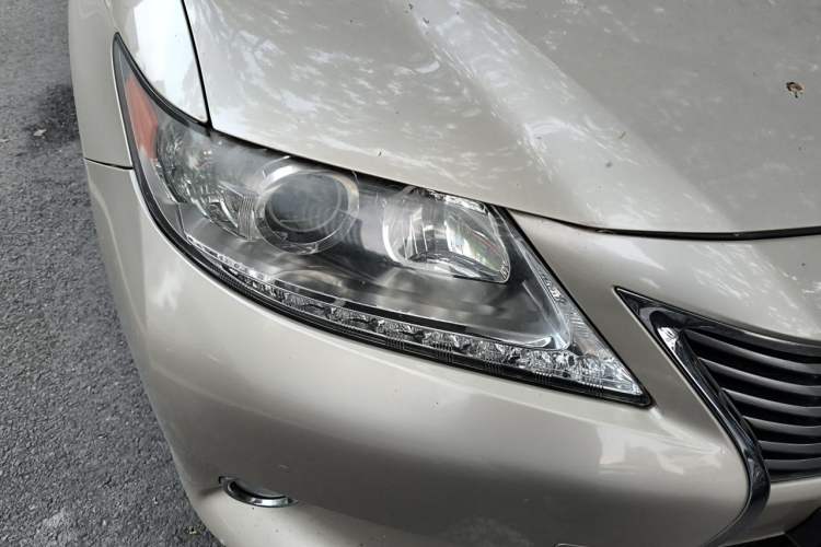 Used Lexus ES 2013 250 Elite Edition Right Front Headlight