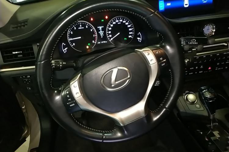 Used Lexus ES 2013 250 Elite Edition Steering Wheel