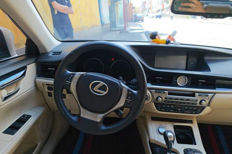 Used Lexus ES 2013 250 Elite Edition Steering Wheel