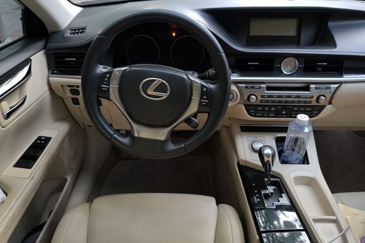 Used Lexus ES 2013 250 Elite Edition Steering Wheel