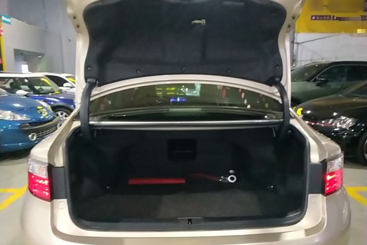 Used Lexus ES 2013 250 Elite Edition Trunk