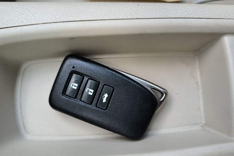 Used Lexus ES 2013 250 Elite Edition Vehicle Key