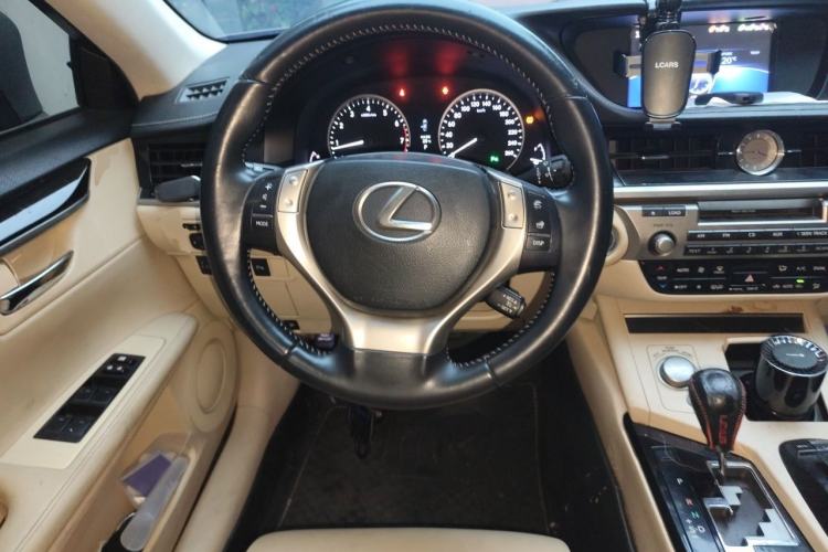 Used Lexus ES 2013 250 Elite Edition Steering Wheel