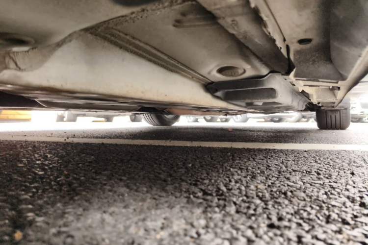 Used Lexus ES 2013 300h Elite Edition Chassis Front Left