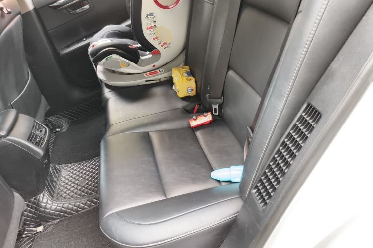 Used Lexus ES 2013 300h Elite Edition Left Rear Seat