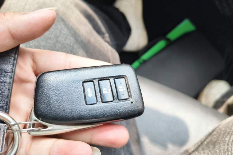 Used Lexus ES 2013 300h Elite Edition Vehicle Key