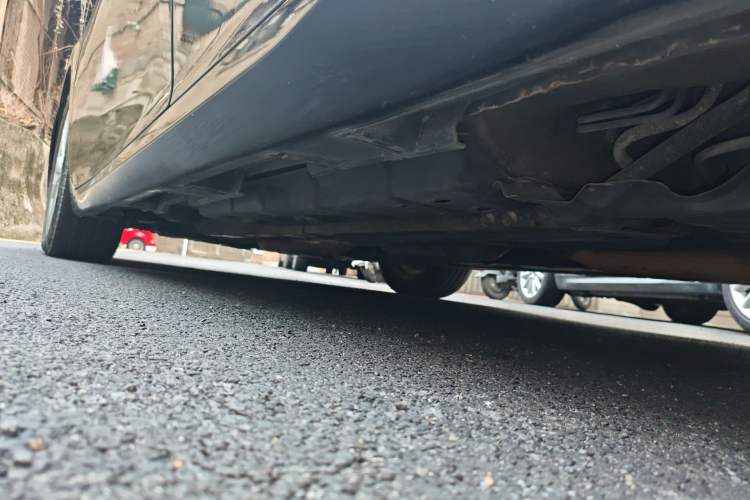 Used Lexus ES 2013 300h Elite Edition Chassis Rear Left