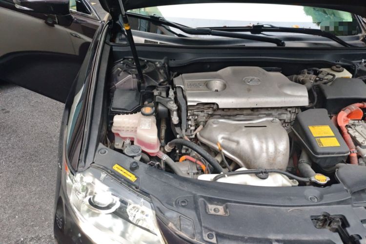 Used Lexus ES 2013 300h Elite Edition Engine Bay Right