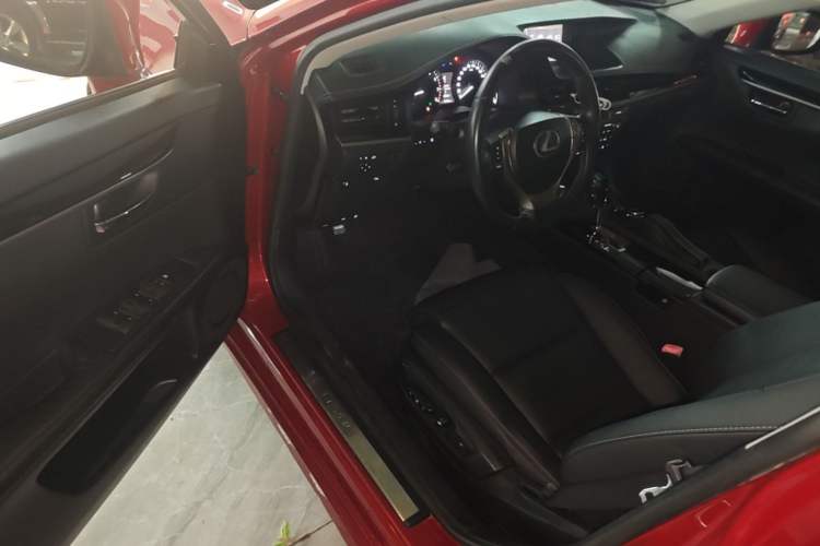 Used Lexus ES 2013 250 Elite Edition Driver Seat