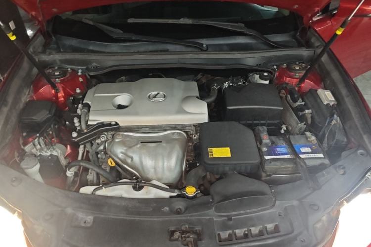 Used Lexus ES 2013 250 Elite Edition Engine Bay