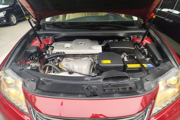 Used Lexus ES 2013 250 Elite Edition Engine Bay