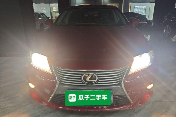 Used Lexus ES 2013 250 Elite Edition Front