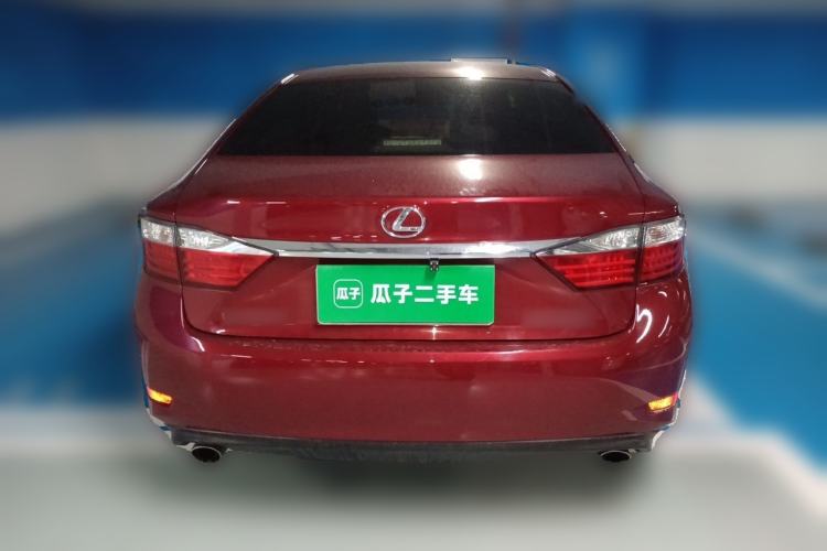 Used Lexus ES 2013 250 Elite Edition Rear