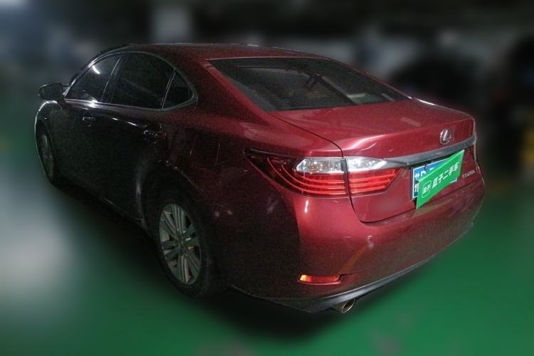 Used Lexus ES 2013 250 Elegant Edition Rear Left 45 Deg