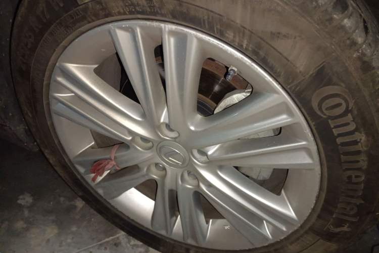 Used Lexus ES 2013 250 Elite Edition Right Front Wheel Hub