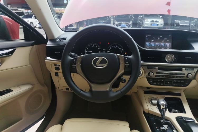 Used Lexus ES 2013 250 Elite Edition Steering Wheel
