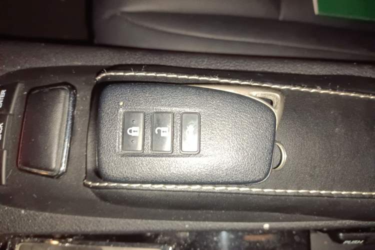 Used Lexus ES 2013 250 Elite Edition Vehicle Key