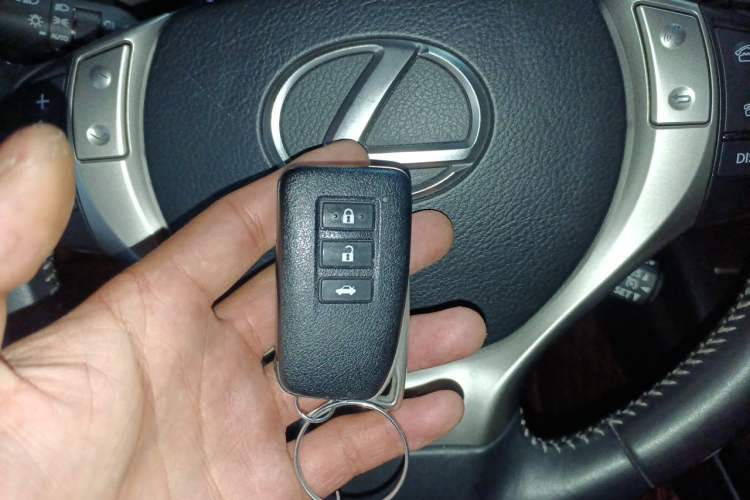 Used Lexus ES 2013 250 Elite Edition Vehicle Key