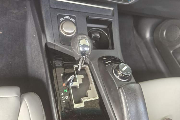 Used Lexus ES 2013 250 Elite Edition Gear Lever
