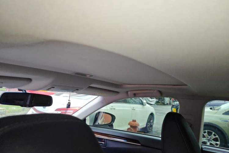 Used Lexus ES 2013 250 Elegant Edition Headliner