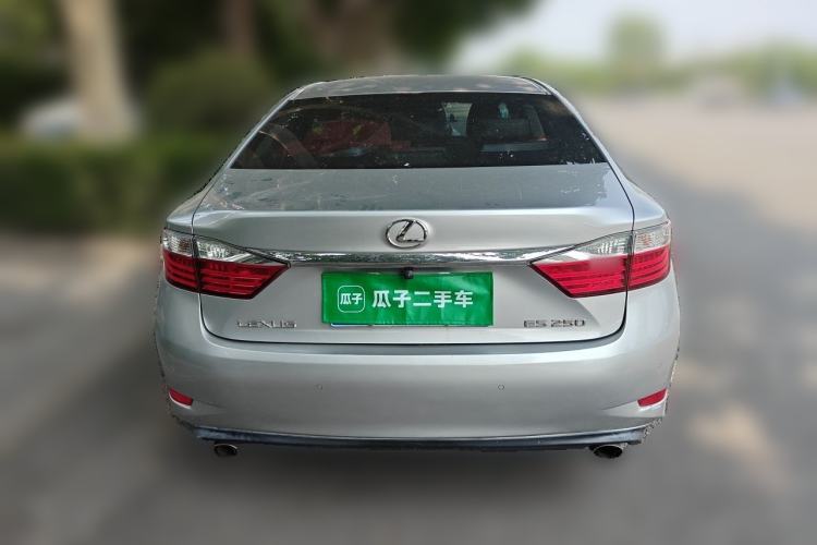 Used Lexus ES 2013 250 Elite Edition Rear