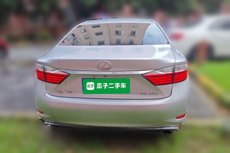 Used Lexus ES 2013 250 Elegant Edition Rear