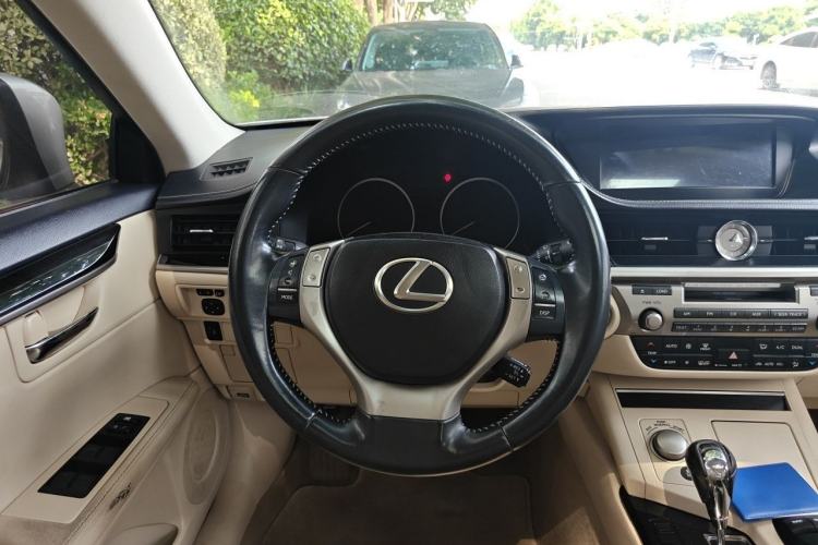 Used Lexus ES 2013 250 Elite Edition Steering Wheel