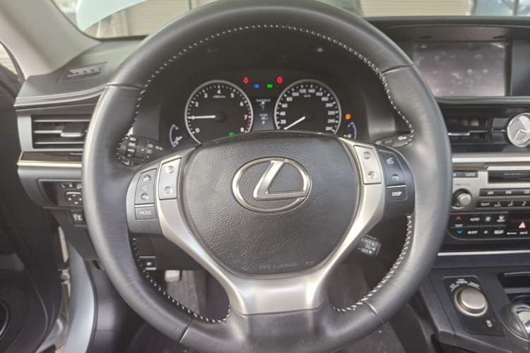 Used Lexus ES 2013 250 Elite Edition Steering Wheel