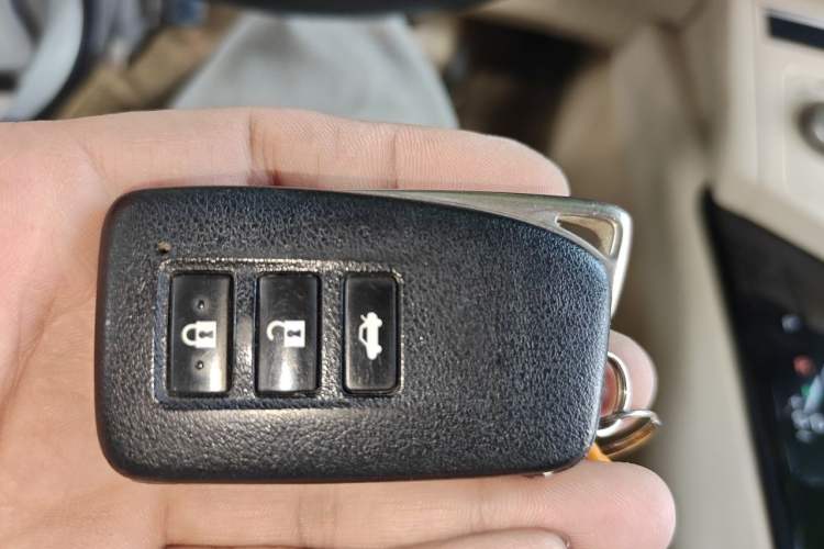 Used Lexus ES 2013 250 Elite Edition Vehicle Key