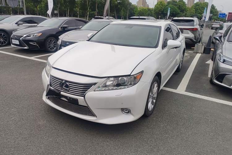 Used Lexus ES 2013 300h Elite Edition Guazi used car, China used car export, Used car for sale, Used cars, Cheapest cars for sale