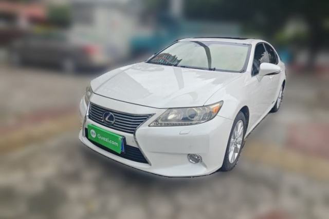 Used Lexus ES 2013 300h Luxury Edition