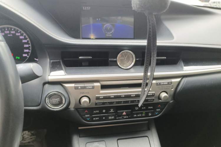 Used Lexus ES 2013 250 Elite Edition Audio And AC Panel
