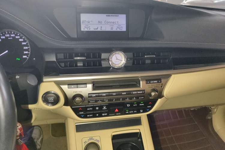 Used Lexus ES 2013 250 Elite Edition Audio And AC Panel