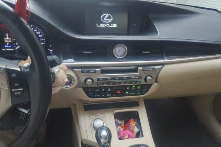 Used Lexus ES 2013 250 Elite Edition Audio And AC Panel