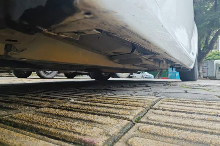 Used Lexus ES 2013 300h Luxury Edition Chassis Front Left