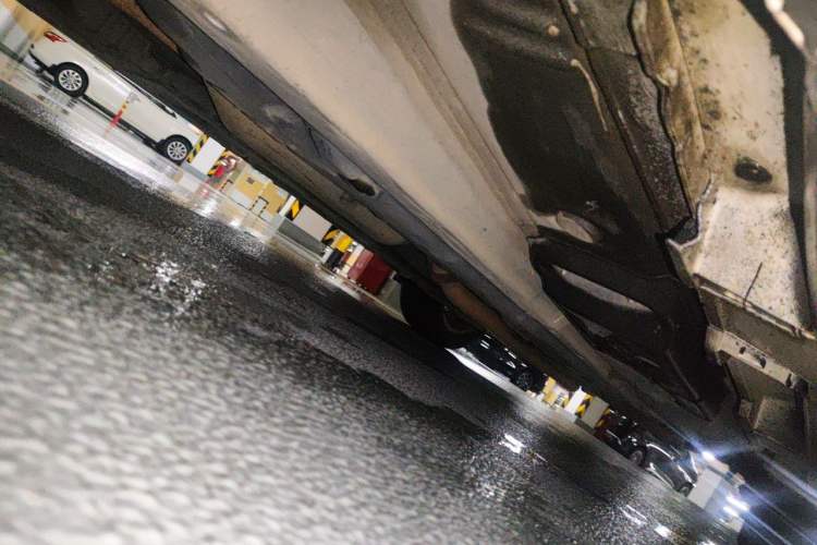 Used Lexus ES 2013 300h Elite Edition Chassis Front Left